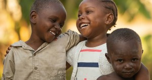 Ricordando Papa Francesco. L'esortazione ai bambini dell'Africa: seguite  grandi sogni