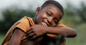 Congo. Cherubin: la lotta di un bambino abbandonato per un futuro migliore
